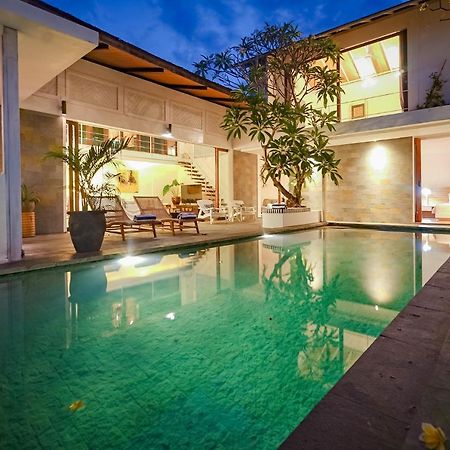 Bias Villa Seminyak 外观 照片